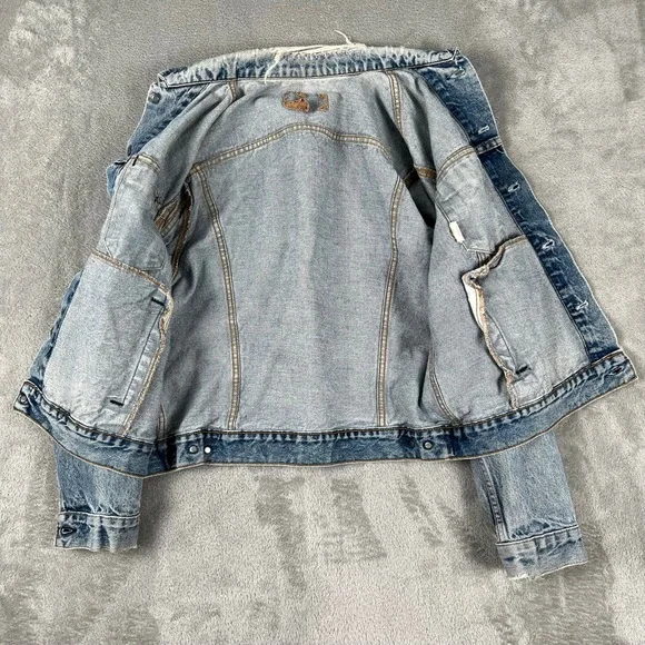 Vintage Levis 70506-0216 Denim Trucker Jacket 44R Made in the USA Distressed - Picture 3 of 13